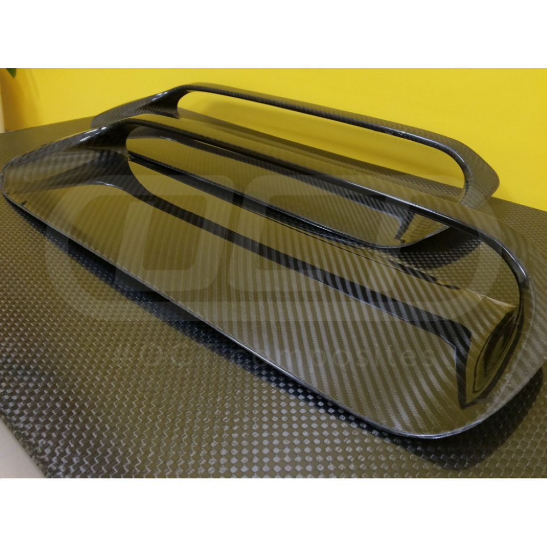 Subaru WRX STI front hood scoop